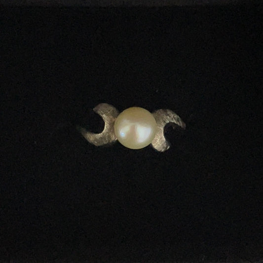 Art Deco White Gold 14k Pearl Ring